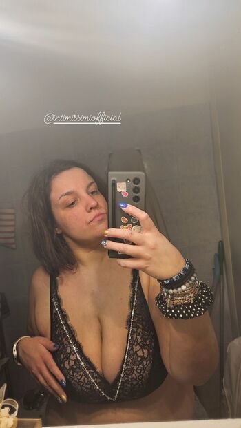 9noemi3