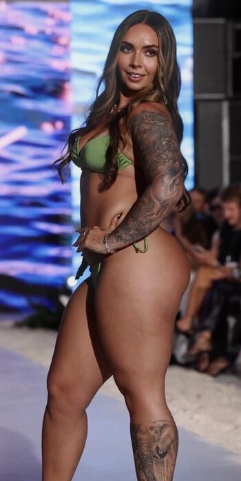Full leaked Abby berner  page private onlyfans photo