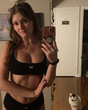 Full leaked Abigail page private onlyfans photo