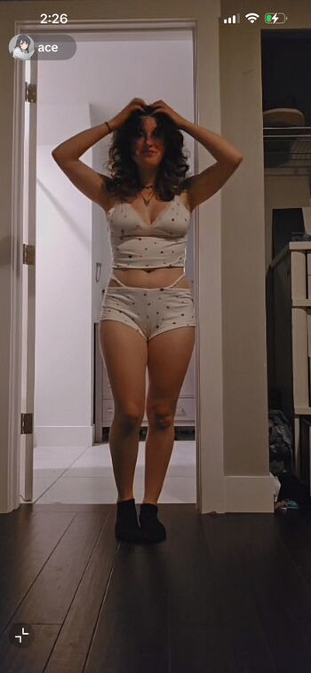 Full leaked Phoebe chakar/ private onlyfans photo