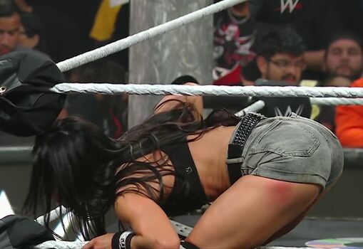 Full leaked Aj lee page private onlyfans photo