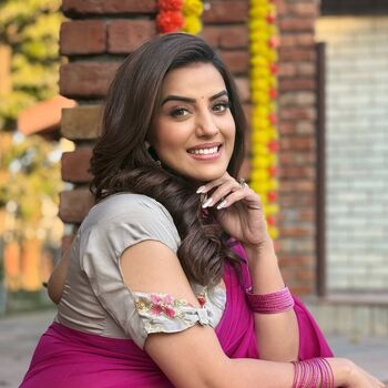 Akshara Singh