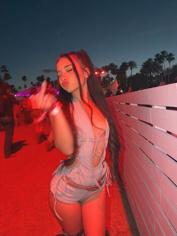 Full leaked Alahnaly private onlyfans photo