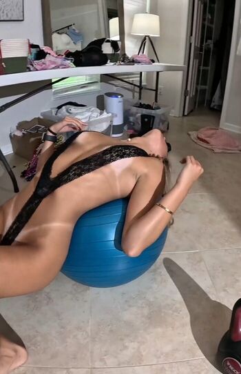 Full leaked Alessandra liu private onlyfans photo