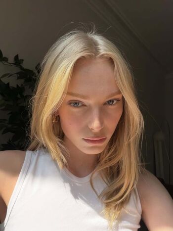 Alex Consani
