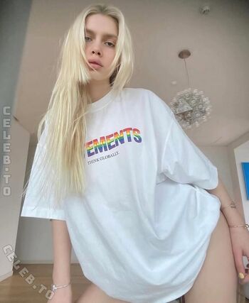 Full leaked Aleyna tilki page private onlyfans photo