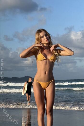 Full leaked Alix morillo private onlyfans photo