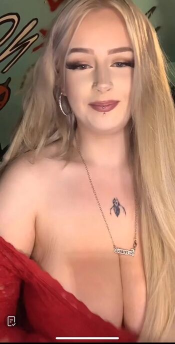 Full leaked Aliyah private onlyfans photo