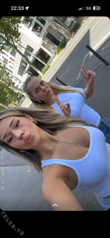 Full leaked Almira azemi private onlyfans photo