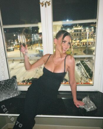 Amanda Strand