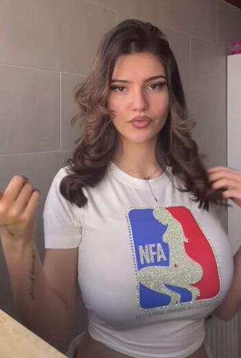 Amber Luvv
