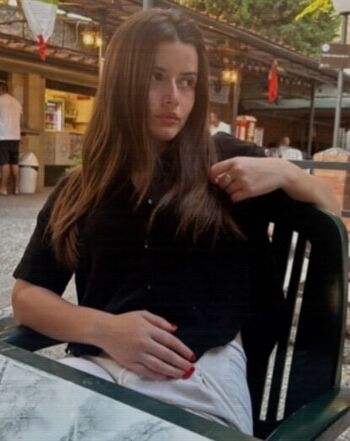 Anisa_98