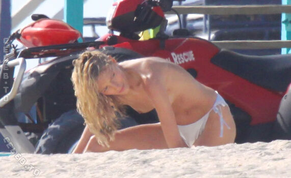 Anja Rubik