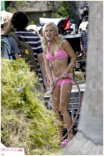 Anna Faris