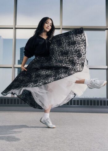 Anna Sawai