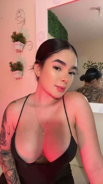 annaishacastro_