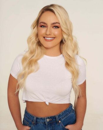 Anuschka Van
