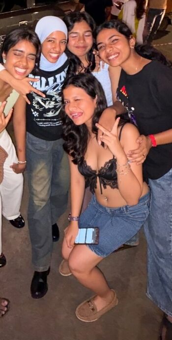 Full leaked Anushka das private onlyfans photo