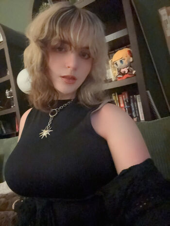 Full leaked Aretteepls page private onlyfans photo
