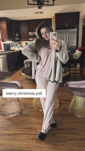 Full leaked Ariel winter private onlyfans photo