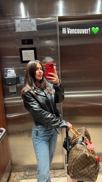 Full leaked Arkady aura unterleidner page private onlyfans photo