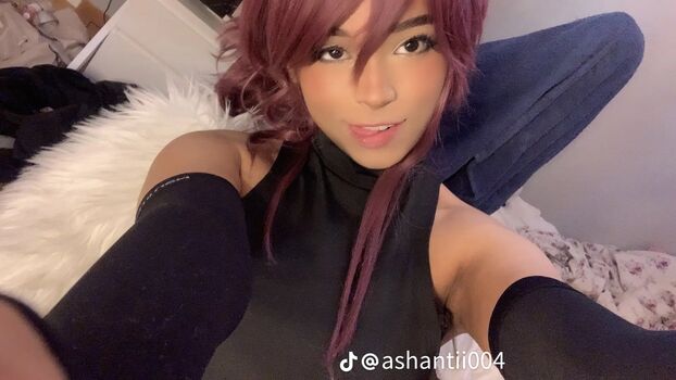 AshantiLoo