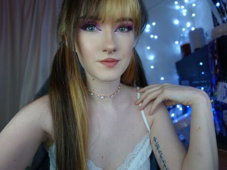 Full leaked Cassiepia / private onlyfans photo
