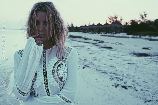 Ashley Benson
