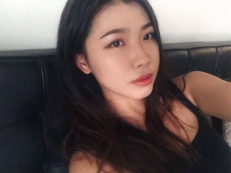 Asianbbcluvr