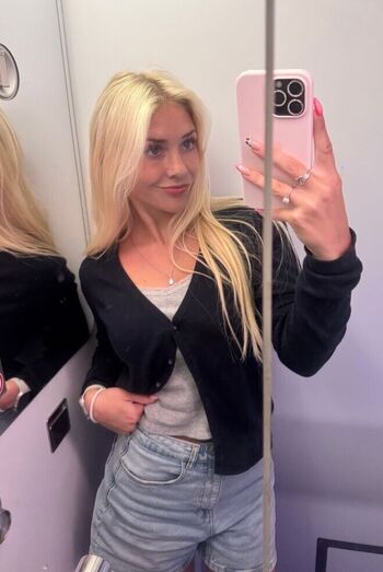 Full leaked Audrey wright private onlyfans photo