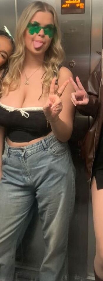 Ava Rose