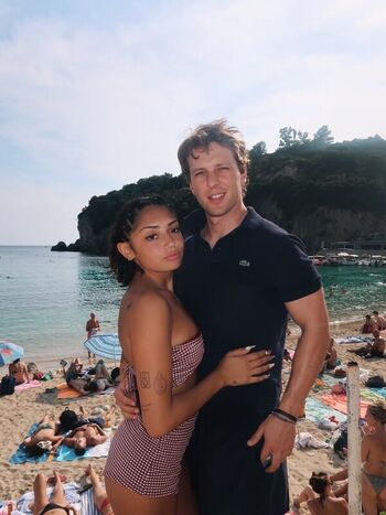 Full leaked Avani gregg private onlyfans photo