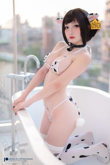 Full leaked Yuneeko/ private onlyfans photo