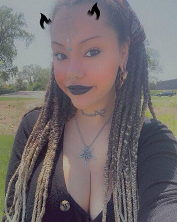 Full leaked Babeworship private onlyfans photo