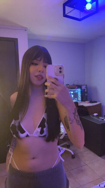 Full leaked Babyakem private onlyfans photo
