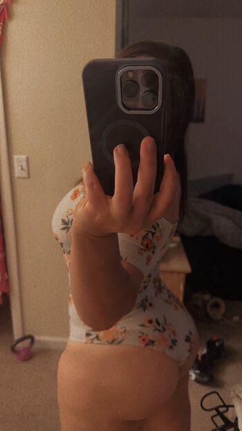 Full leaked Bad booty private onlyfans photo
