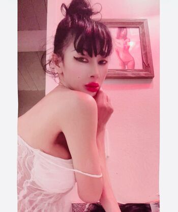 Bai Ling