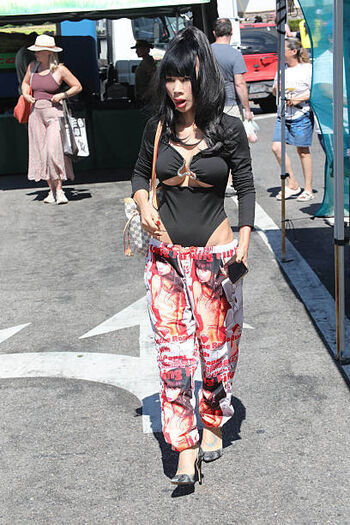 Bai Ling
