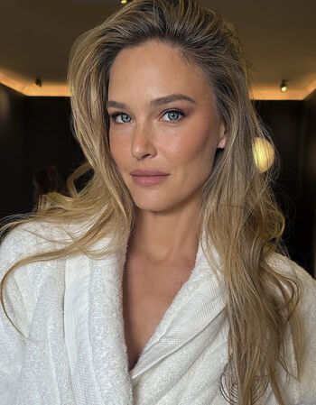 Bar Refaeli