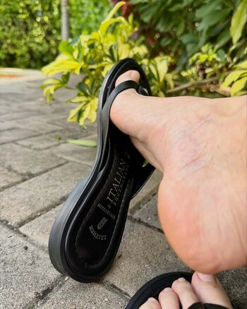 Barearchedbeauty