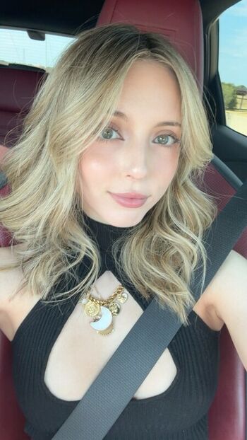 Full leaked Baywitched private onlyfans photo