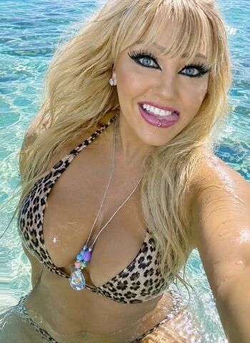 Becki Leese