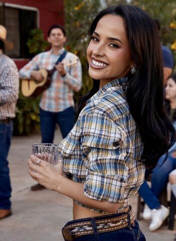 Becky G
