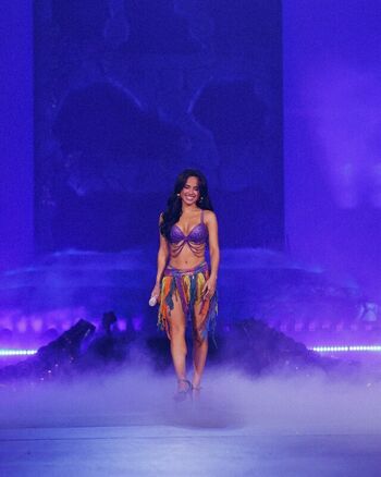 Becky G