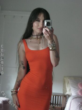 Full leaked Beebee page private onlyfans photo