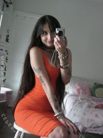 Full leaked Beebee page private onlyfans photo