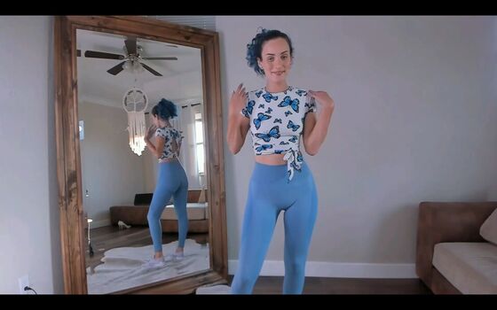 Bella Brookz