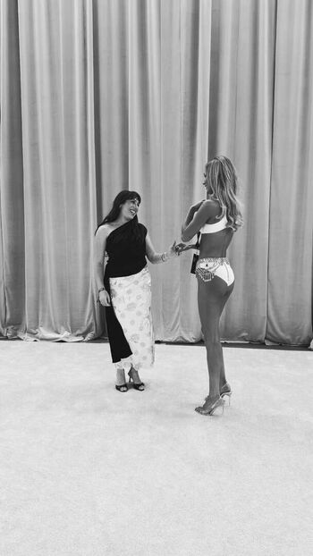 Full leaked Bella hadid page private onlyfans photo