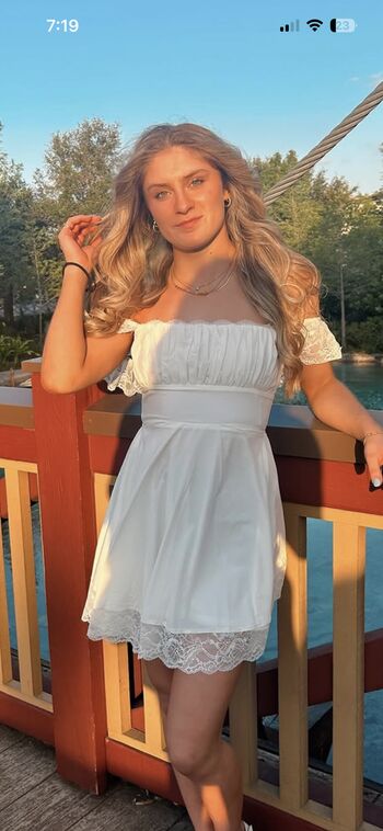 Full leaked Bella norris page private onlyfans photo