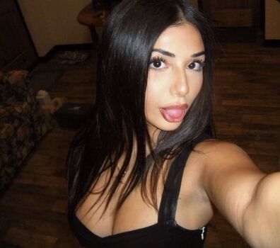 Bella Parisio